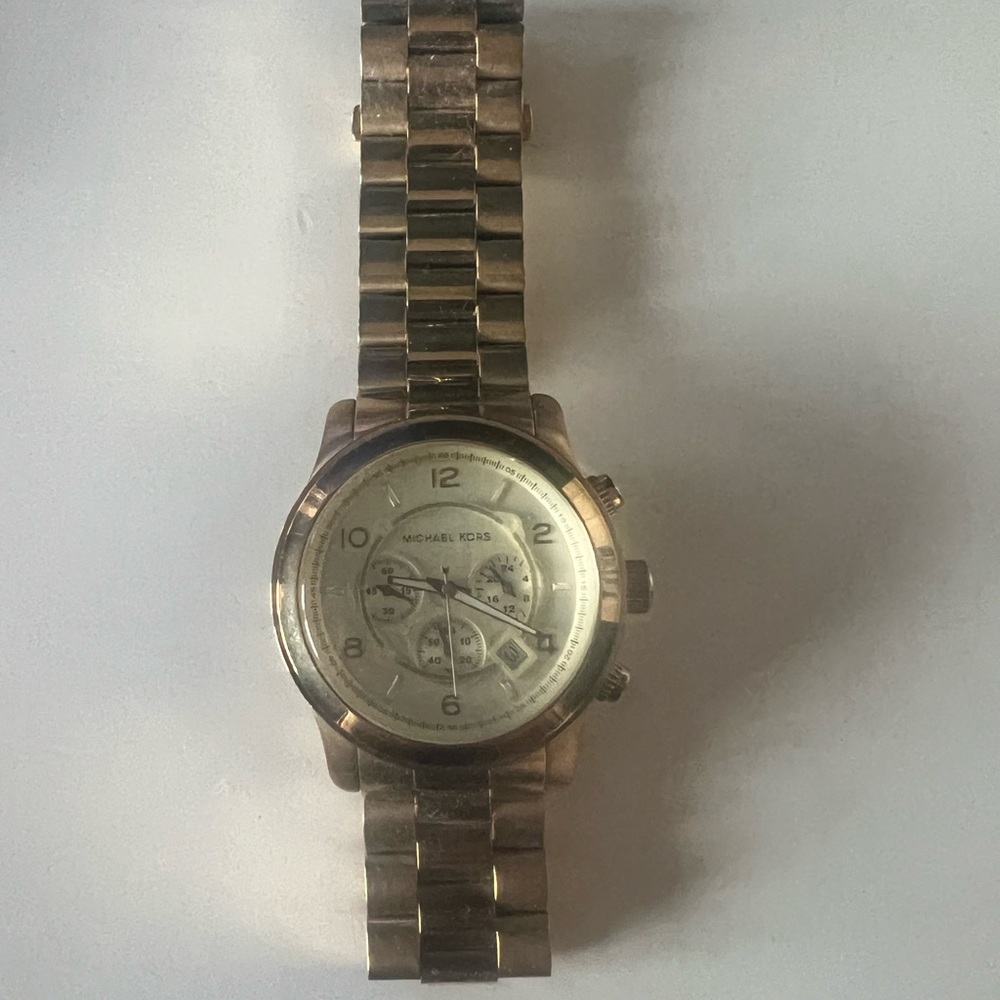 Michael Kors Men’s Gold-Tone Chronograph Watch - Picture 3 of 5